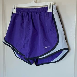 Women’s Medium Nike Shorts - Purple